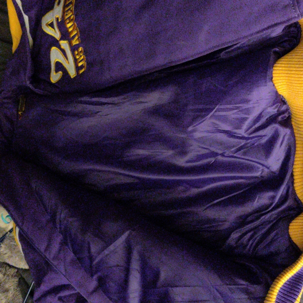 Men Lakers jacket - Picture 5 of 6